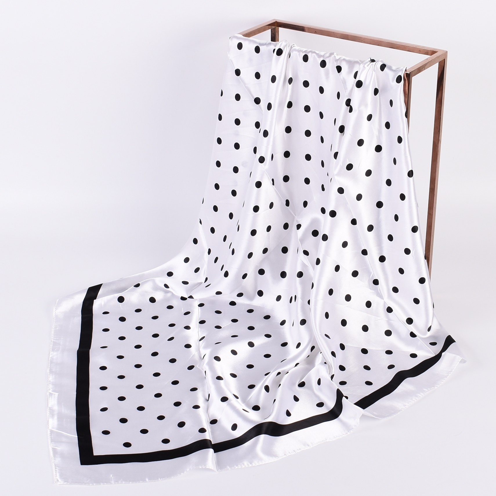 Zomer nieuwe modieuze temperam - Silk Scarf Square recensie en prijs